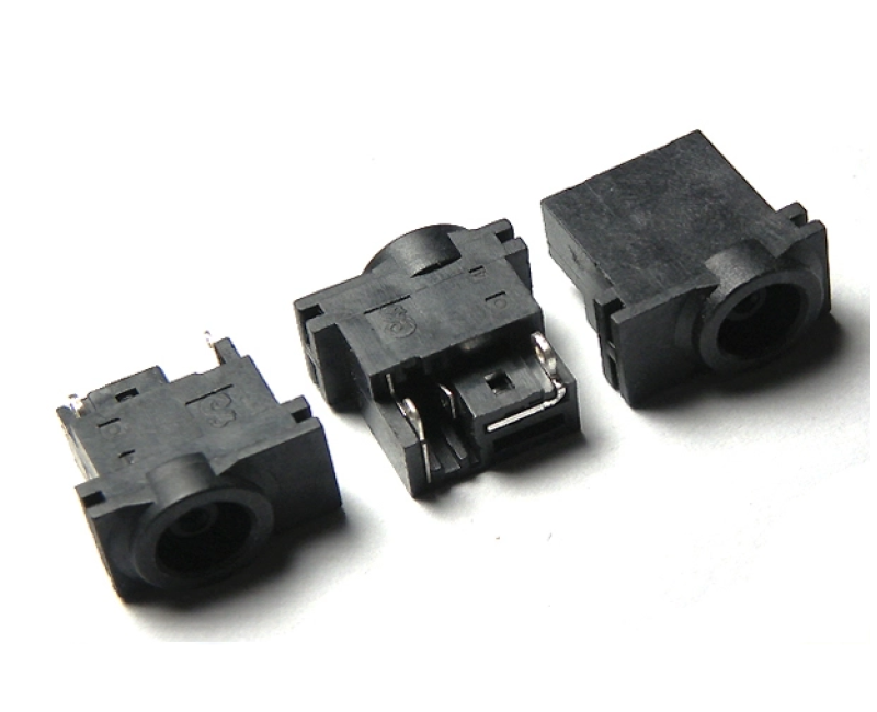 Samsung Q320 R520 N140 NP-N140 NP-R518 NP-R519 R518 R519 R467 R468 R469 R470 R479 R463 DC JACK DC108